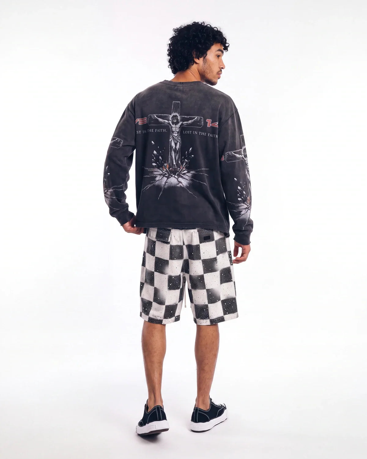 Vale Forever Concrete Cross L/S Tee Black