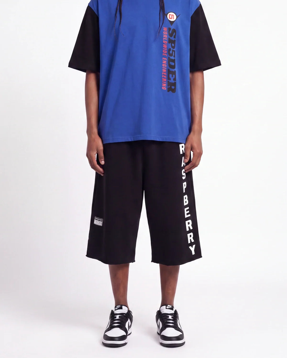 GV Gallery Berry Cutoff Shorts Black