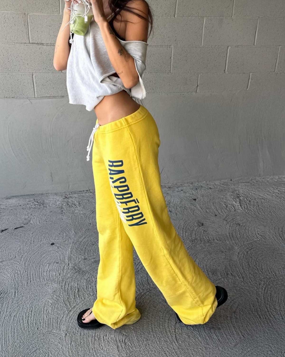 GV Gallery Sun Valley Women's Sweatpants Yellow